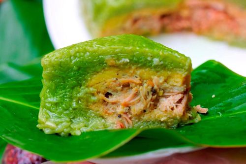 Bánh chưng Tết nhân 'lạ', chậm chân có tiền cũng không mua được