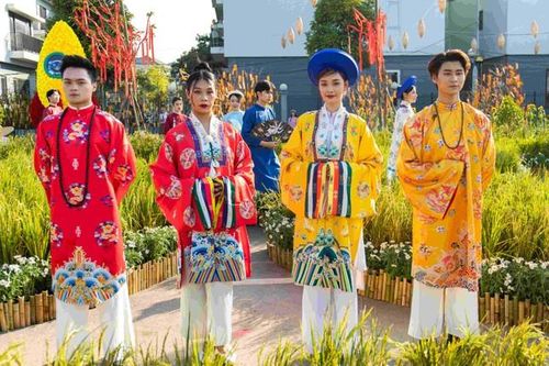 Đan Sắc Fashion Show - Chào Xuân với sự kiện thời trang ấn tượng cùng sinh viên Kiến trúc