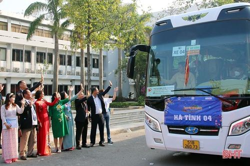 Khởi hành 'Chuyến xe 0 đồng', đưa gần 500 sinh viên, công nhân nghèo về Hà Tĩnh đón tết