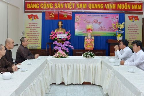 Báo Giác Ngộ thăm, chúc Tết lãnh đạo các cơ quan TP.HCM và Q.3