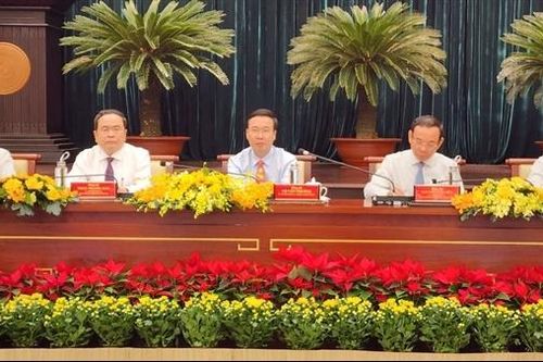 Xây dựng TP Hồ Chí Minh xứng đáng là trung tâm lớn, đầu tàu tăng trưởng của cả nước