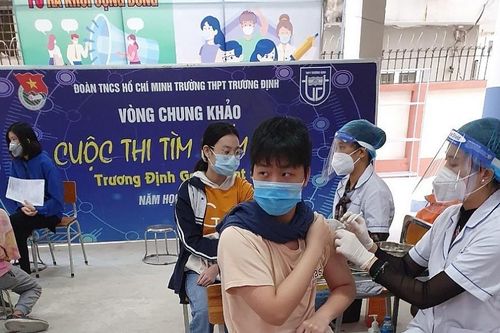 Bộ Y tế yêu cầu đẩy mạnh tiêm vắc-xin Covid-19 trước nguy cơ biến thể phụ XBB.1.5 có thể xâm nhập