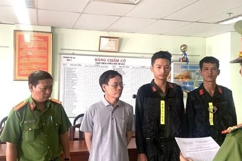 Khởi tố nguyên Cục trưởng Cục Đăng kiểm Việt Nam và 4 đối tượng