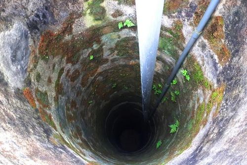 Nghệ An: Phát hiện 2 mẹ con tử vong dưới giếng nước