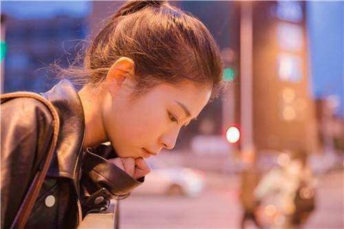 Đi sắm Tết cùng mẹ chồng, gặp bạn trai cũ và cái kết đắng