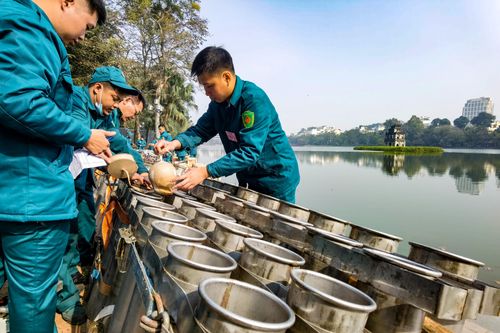 Bên trong trận địa pháo hoa tầm cao ở Hồ Gươm trước giờ G chào năm mới Quý Mão 2023