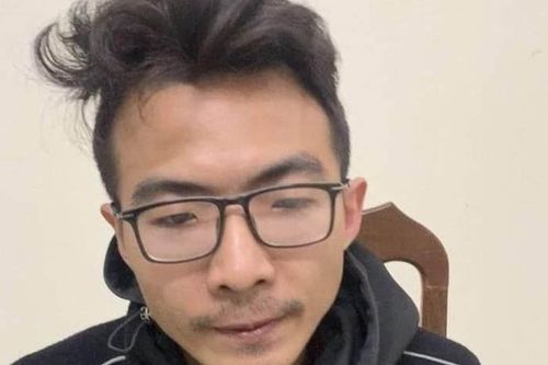 Tạm giam người bố dọa giết con trai để ép mẹ cho tiền trả nợ ở Hà Nội