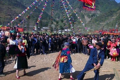 Phong tục Tết: Độc đáo Lễ hội Gầu Tào của người Mông ở Lào Cai