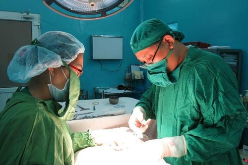Bác sĩ nam khoa khuyên gì trước thông tin 'Cắt bao quy đầu trị xuất tinh sớm, phòng ung thư dương vật'?