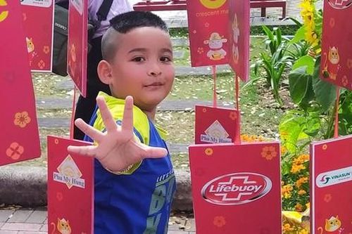 Người nước ngoài nô nức chơi Tết Việt