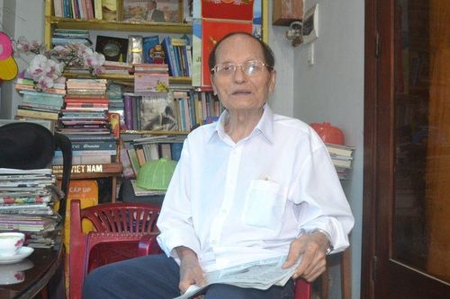Nhà thơ Giang Nam-tác giả bài thơ 'Quê hương' qua đời sáng mùng 2 Tết