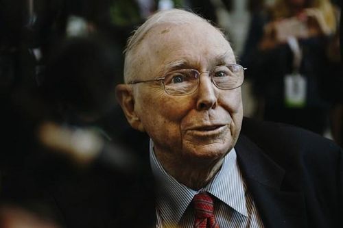 Tỷ phú Charlie Munger chia sẻ bí quyết sống lâu và hạnh phúc