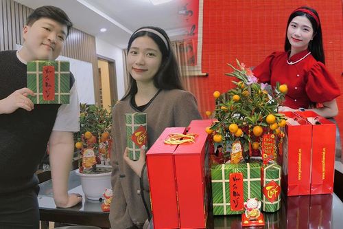Chàng rể ngoại quốc bập bẹ học tiếng Việt để chúc Tết nhà vợ
