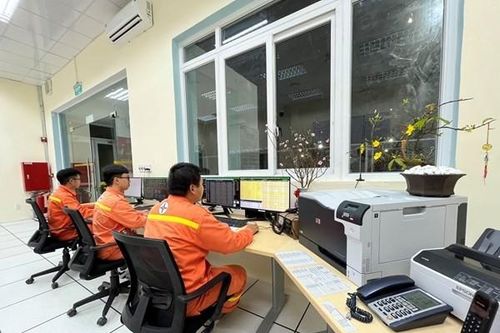 Trò chuyện đầu năm với Thợ giỏi ở Trạm biến áp 500kV Vân Phong