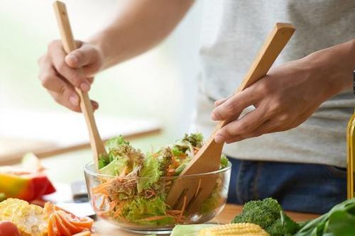 Nghệ thuật ăn uống không bị tăng cân trong dịp Tết