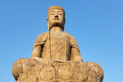 Hàng nghìn người về Bắc Ninh trảy hội chùa Phật Tích