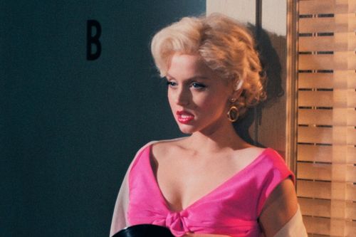 Phim hạ nhục Marilyn Monroe thống trị đề cử Mâm Xôi Vàng