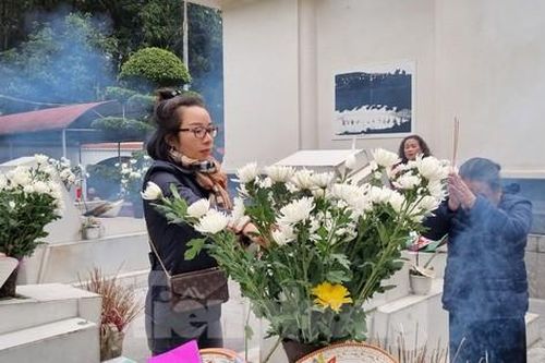 Dòng người dâng hương, tri ân anh hùng liệt sĩ ở Ngã ba Đồng Lộc