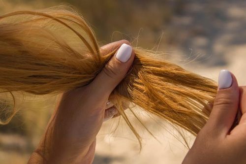 Cách xử lý tóc gãy rụng, khô, chẻ ngọn