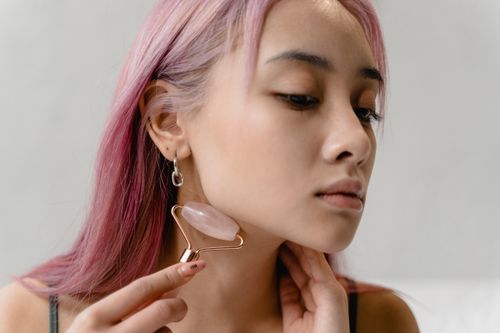 Da chưa lão hóa cũng bắt đầu tiêm botox, căng da