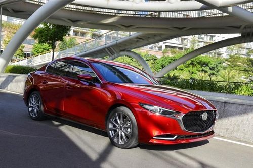 Mazda3 sắp có biến thể chạy điện