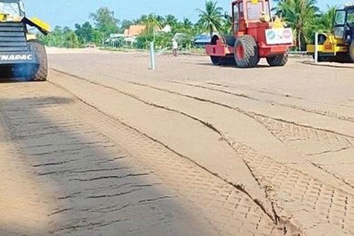 Phấn đấu thông xe tuyến cao tốc Mỹ Thuận - Cần Thơ tháng 4/2023