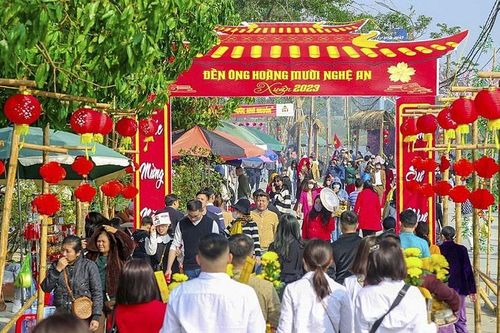Nghệ An đón 260.000 lượt khách dịp Tết Nguyên Đán 2023