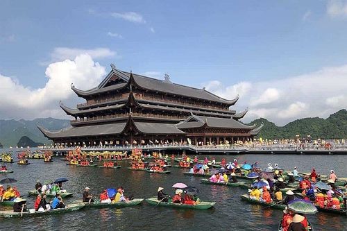 Những lưu ý khi đi du lịch Chùa Tam Chúc - Hà Nam