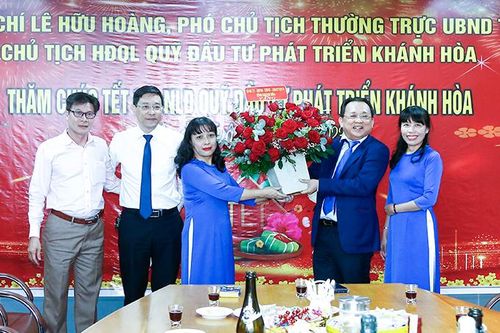 Ông Lê Hữu Hoàng dự lễ ra quân đầu xuân tại các đơn vị