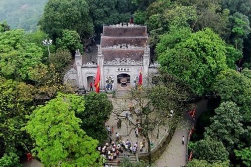 Du xuân đầu năm trên Đất Tổ Vua Hùng