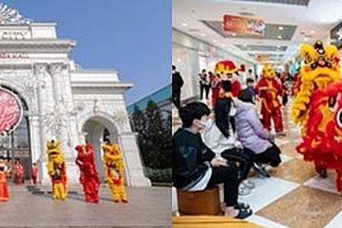 Người dân ùn ùn đổ về các trung tâm thương mại khai xuân