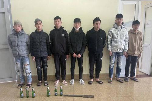 Quảng Ninh: Ngăn chặn kịp thời 40 thanh niên mang hung khí chuẩn bị hỗn chiến