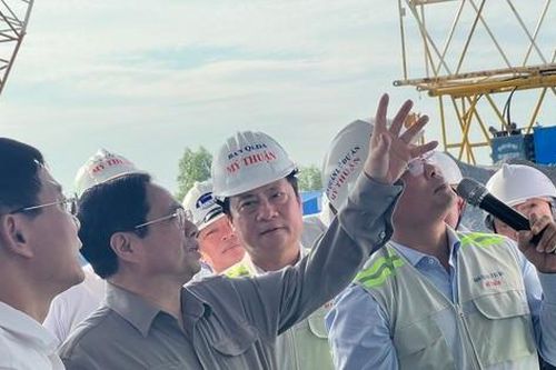 Thủ tướng Phạm Minh Chính kiểm tra dự án đường vành đai 3 TPHCM