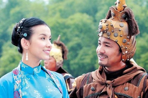 Lý Hùng ấn tượng với vẻ đẹp Kinh Bắc của hoa hậu Thùy Lâm
