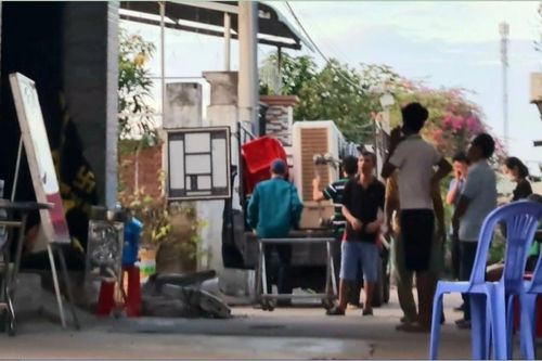 Chồng đi làm về phát hiện vợ và 2 con tử vong tại nhà