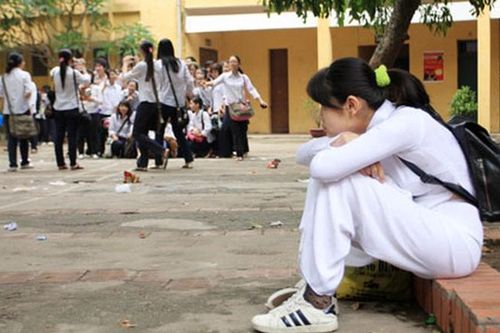 Nuôi dạy trẻ vị thành niên cần nắm bắt quy tắc 3-4 để giúp con không suy sụp tâm lý