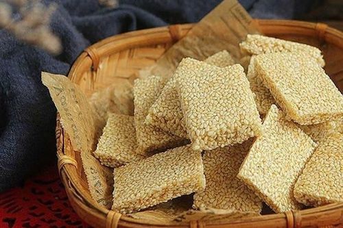 Những món đặc sản đậm hương vị Huế