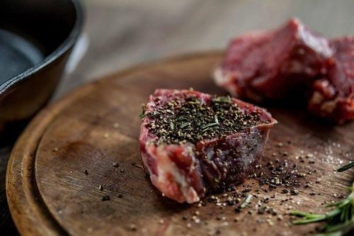 Cách nêm gia vị sai lầm khiến món ăn đang bổ dưỡng hóa độc hại nhiều người mắc phải