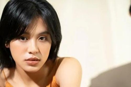 Ở nhà cả năm để vợ nuôi mà chồng tôi bình thản đến lạ