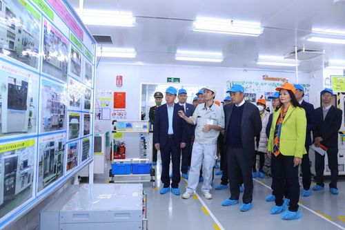 Chủ tịch UBND thành phố Trần Sỹ Thanh: Hà Nội cam kết đồng hành và ủng hộ doanh nghiệp