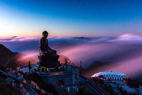 Lào Cai - 'điểm hẹn' của hàng vạn khách du lịch tâm linh đầu xuân