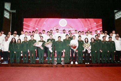 Viettel đặt mục tiêu vào top 3 V.League 2023