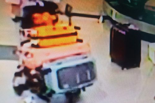 Tìm được người cầm nhầm vali tại sân bay Phú Quốc