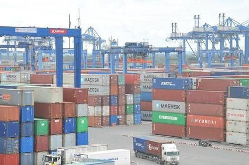 Khẩn trương bắt tay vào việc