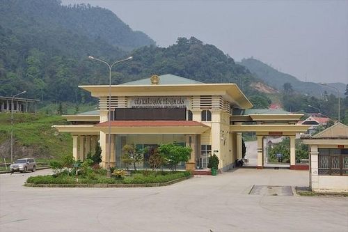 Khởi tố, bắt tạm giam thêm 4 cán bộ thuộc Chi cục Hải quan Cửa khẩu quốc tế Nậm Cắn