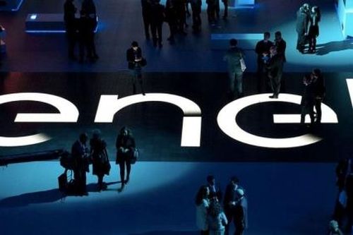 EDF: Nhà máy điện mặt trời lớn nhất thế giới ở UAE