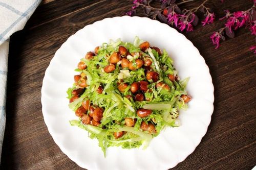 Loại rau là 'thảo mộc đường ruột' đem chế biến thành món này vừa dưỡng gan vừa bổ mắt