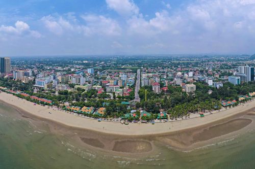 Phố biển Cửa Lò trước đề án sáp nhập vào TP Vinh