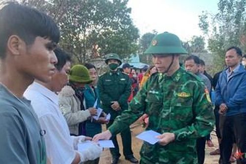 Quảng Nam: Cháy nhiều nhà ở địa bàn biên giới do người dân đốt lửa sưởi ấm