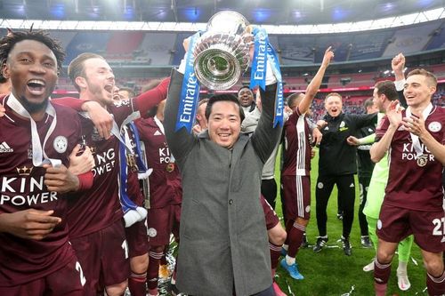 Ông chủ Thái Lan xóa khoản nợ khổng lồ cho Leicester City